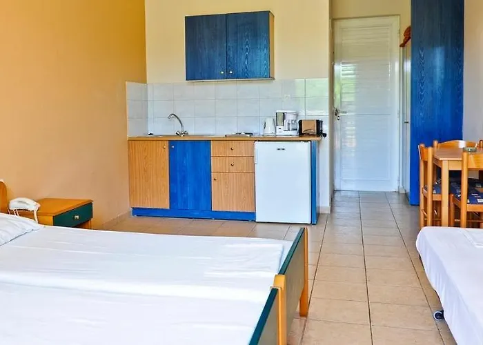 Emerald 3* Кремасти