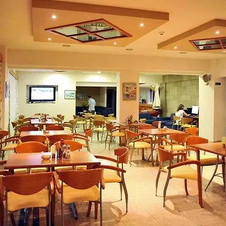 Hotel apartamentowy Emerald Kremastí