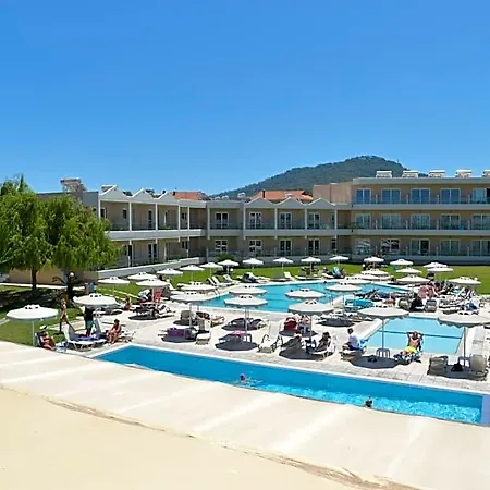 Emerald 3* Kremastí
