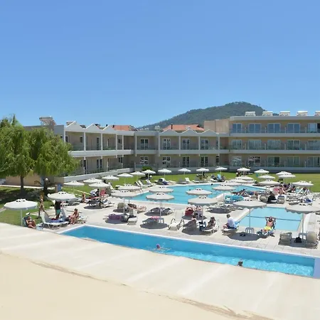 Emerald Aparthotel 3*